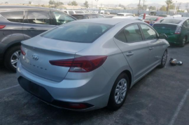 Hyundai, Elantra
