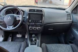 Mitsubishi, Outlander