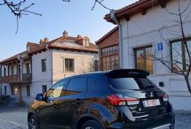 Mitsubishi, Outlander