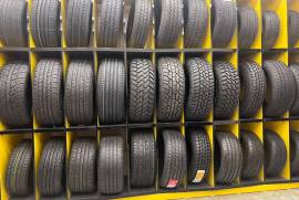 BMW , Автозапчасти, Колеса и шины, Шины