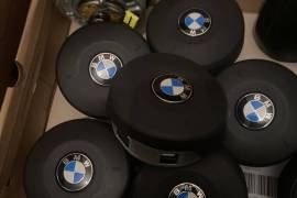 ავტონაწილები, ინტერიერი და სალონი, საჭის ბალიშის ხუფი, BMW 