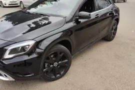 Mercedes-Benz, GLA-Class, GLA 200