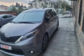Toyota, Sienna