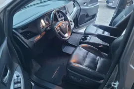 Toyota, Sienna