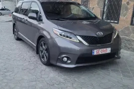 Toyota, Sienna