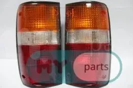 ავტონაწილები, ფარები და ნათურები, უკანა ფარები, TOYOTA 