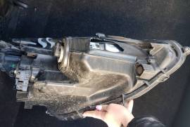 Автозапчасти, Фары и лампочки, Фары, TOYOTA 