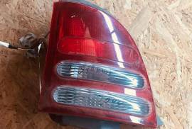 ავტონაწილები, ფარები და ნათურები, უკანა ფარები