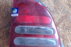 ავტონაწილები, ფარები და ნათურები, უკანა ფარები