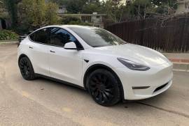 Tesla, Y performance