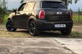 MINI, COUNTRYMAN