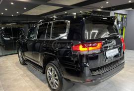 Toyota, Land Cruiser