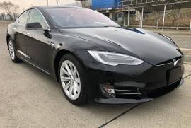 Tesla, Model S