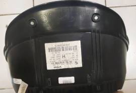 ავტონაწილები, ინტერიერი და სალონი, წინა პანელის დაფა, BMW 