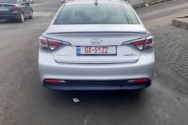 Hyundai, Sonata