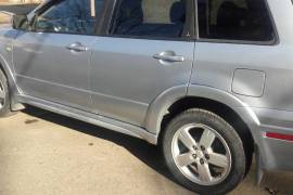 Mitsubishi, Outlander