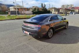 Lincoln, MKZ