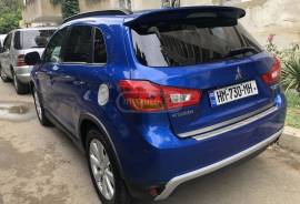 Mitsubishi, Outlander