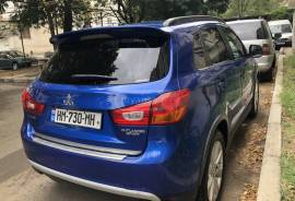 Mitsubishi, Outlander