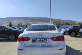 Infiniti, Q series, Q50