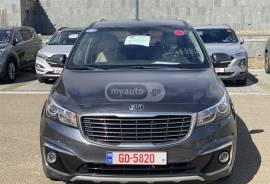 Kia, Carnival