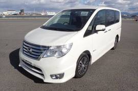 Nissan, Serena
