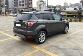 Ford, Escape