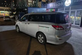 Nissan, Quest