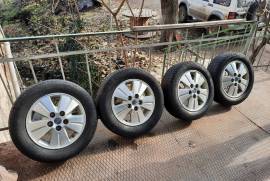 NISSAN , Колеса и шины