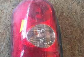 ავტონაწილები, ფარები და ნათურები, უკანა ფარები