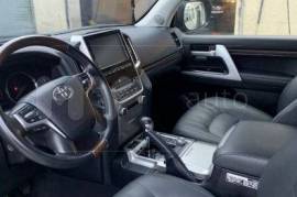 Toyota, Land Cruiser