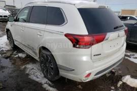 Mitsubishi, Outlander