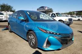 Toyota, Prius