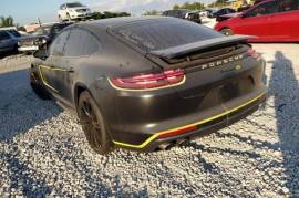 Porsche, Panamera