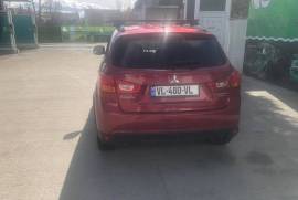 Mitsubishi, Outlander