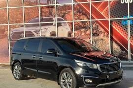 Kia, Carnival