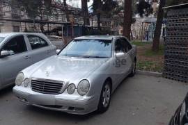 Mercedes-Benz, E CLASS, E 220