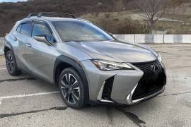 Lexus, UX series, UX 200
