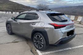 Lexus, UX series, UX 200