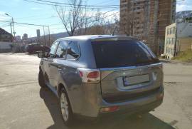 Mitsubishi, Outlander
