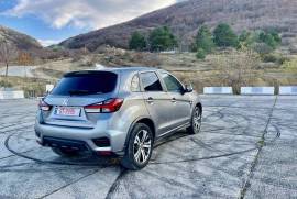 Mitsubishi, Outlander