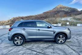 Mitsubishi, Outlander