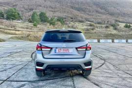 Mitsubishi, Outlander