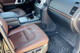 Toyota, Land Cruiser