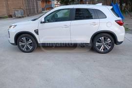 Mitsubishi, Outlander