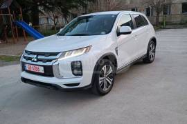 Mitsubishi, Outlander