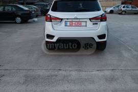 Mitsubishi, Outlander