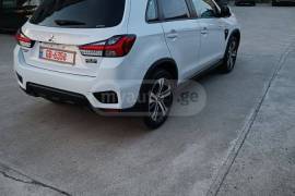 Mitsubishi, Outlander