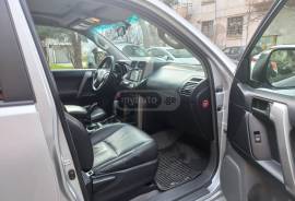 Toyota, Land Cruiser