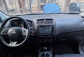 Mitsubishi, Outlander